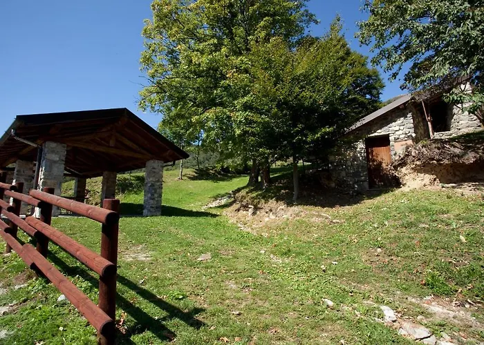 Rifugio Alpetto Di Torno Хостел *