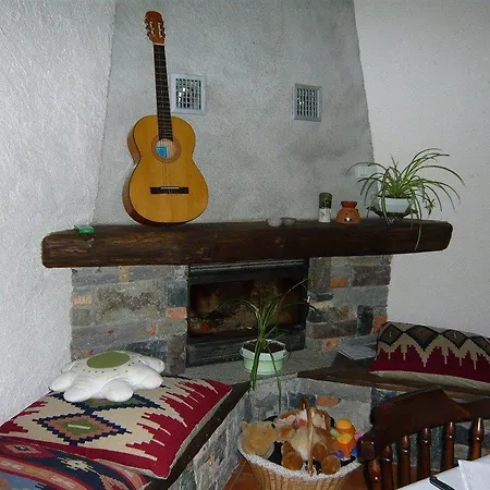 Rifugio Alpetto Di Torno Hostel *